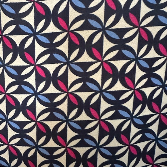 Pleione Cap Sleeve Blouse - Picture 3 of 5